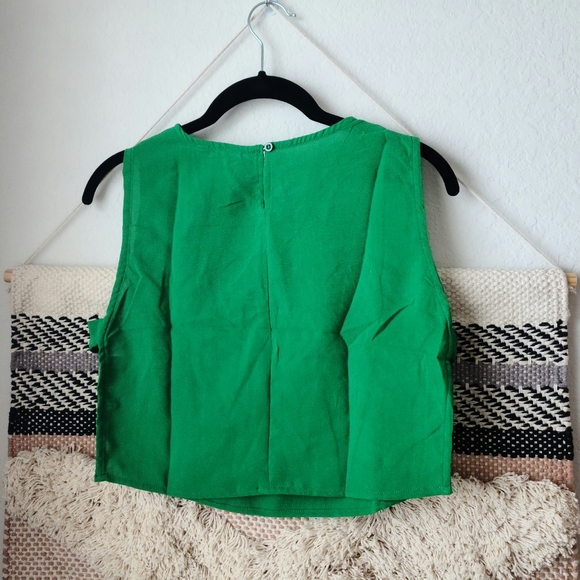 New Shein crop top - Picture 2 of 4